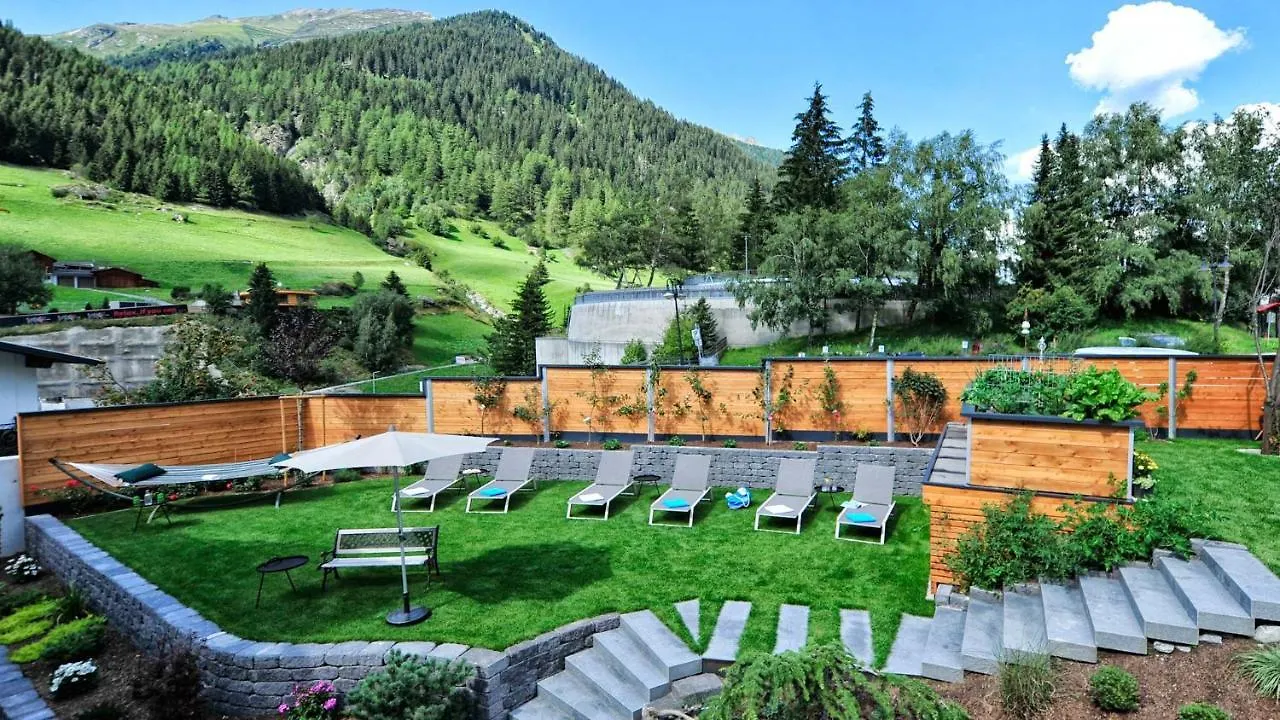Hotel Garni Stefanie Ischgl