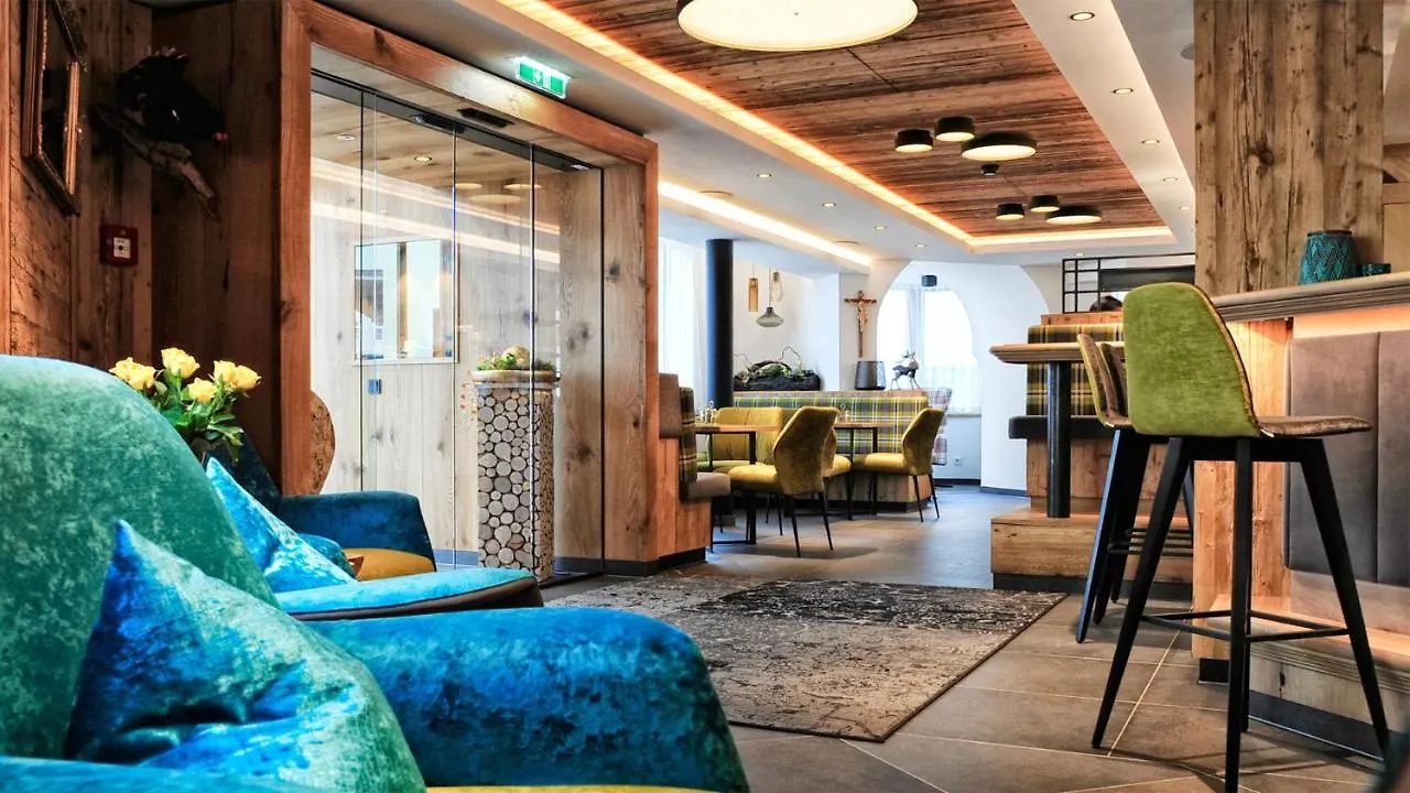 Hotel Garni Stefanie Ischgl 4*,  Austria