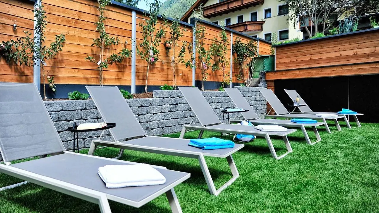 Hotel Garni Stefanie Ischgl