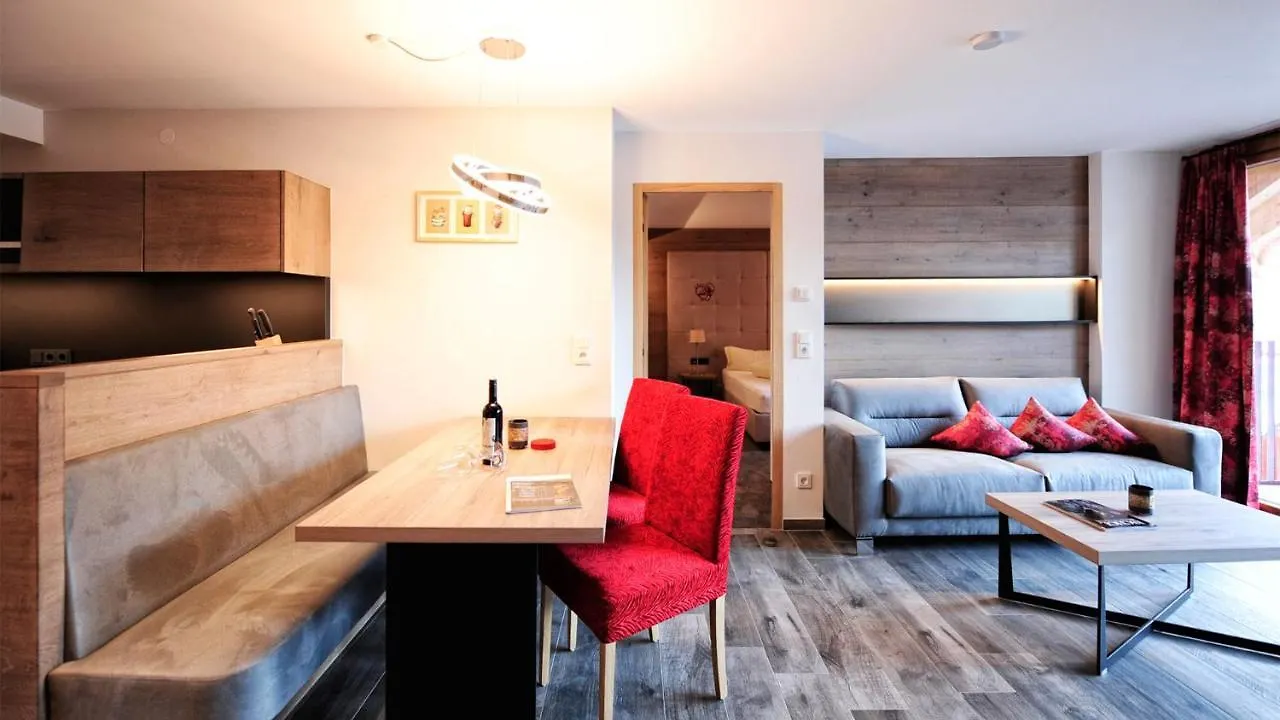 Hotel Garni Stefanie Ischgl