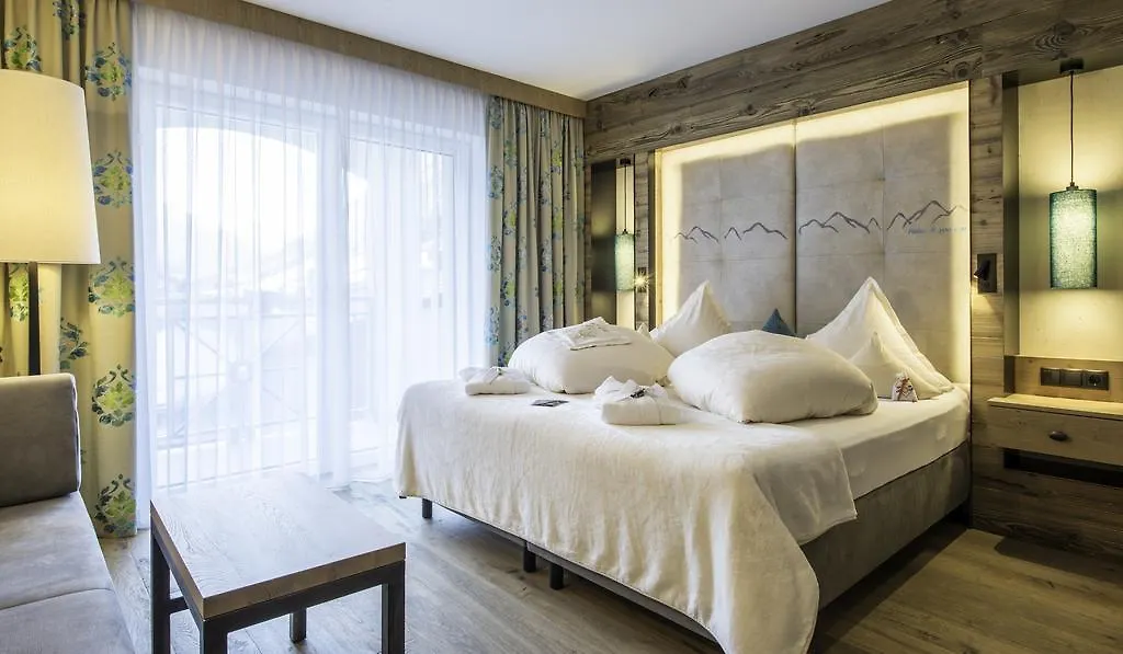 Hotel Garni Stefanie Ischgl