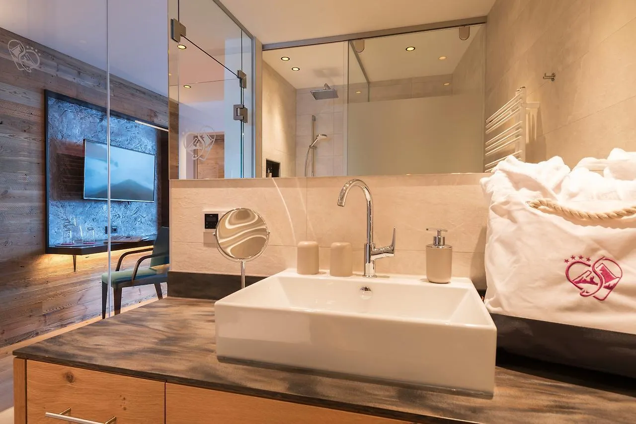 Hotel Garni Stefanie Ischgl 4*,  Austria